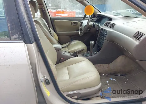 2000 Toyota Camry Xle V6 z USA, uszkodzony, nr VIN 4T1BF28K6YU938187